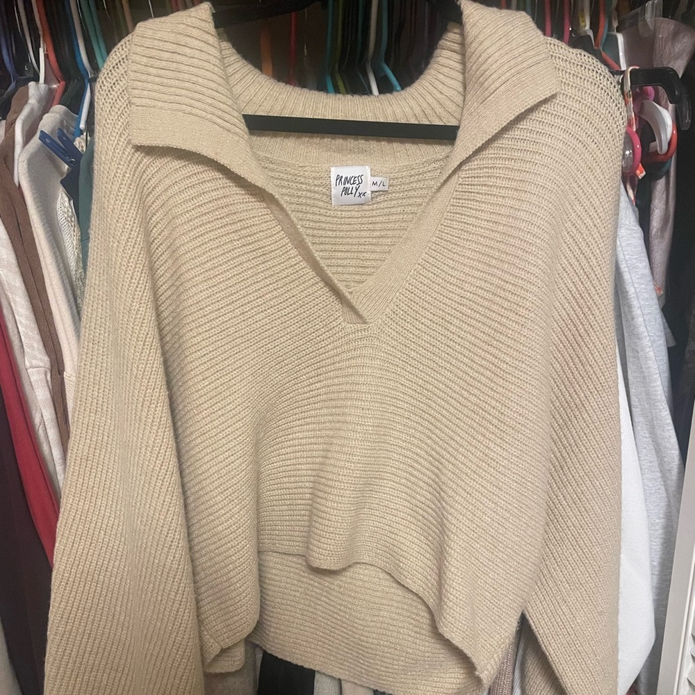Princess Polly sweater. Worn once. M/L. Super cute.